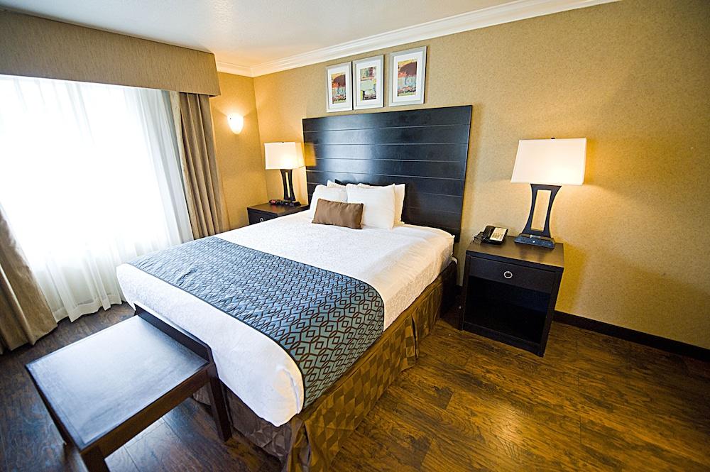 Hotel D'Lins Ontario Airport Εξωτερικό φωτογραφία