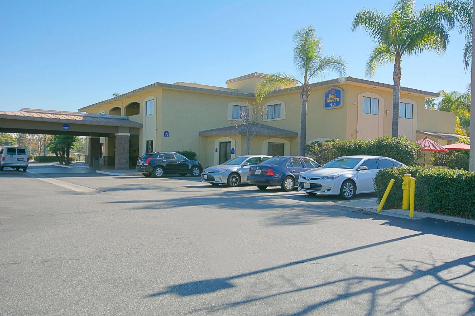 Hotel D'Lins Ontario Airport Εξωτερικό φωτογραφία