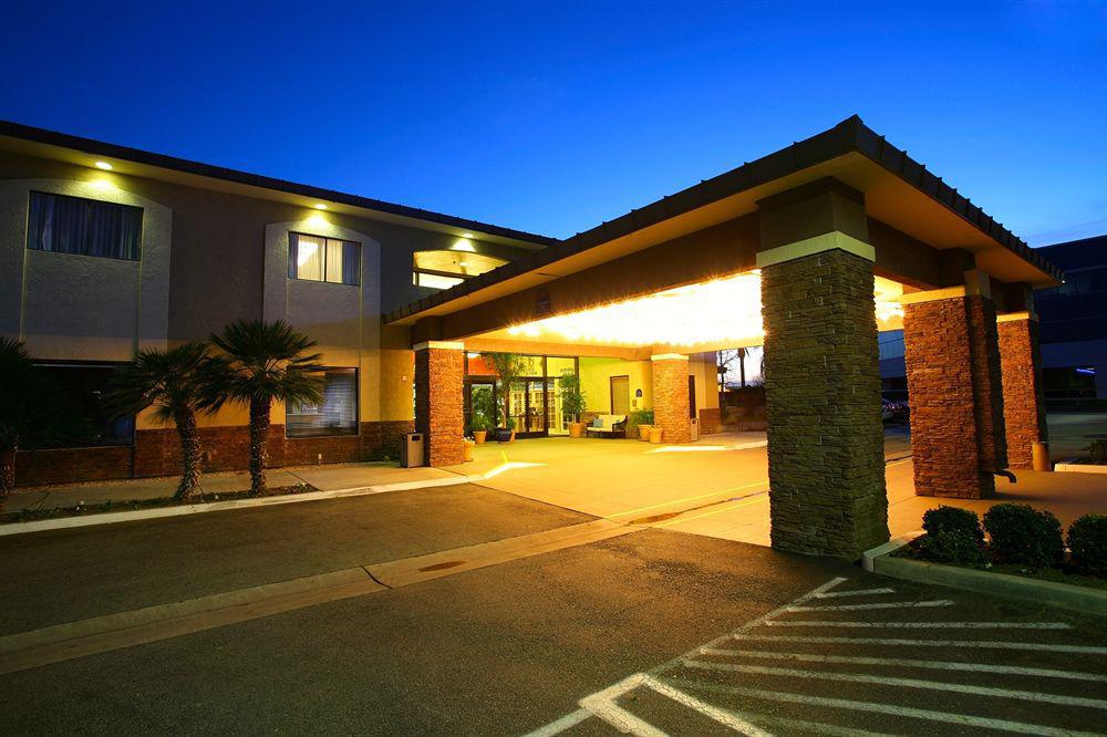 Hotel D'Lins Ontario Airport Εξωτερικό φωτογραφία